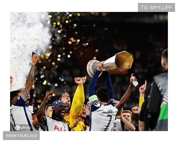 热刺若夺欧联冠军欲举办游行庆祝与曼联选择低调形成鲜明对比